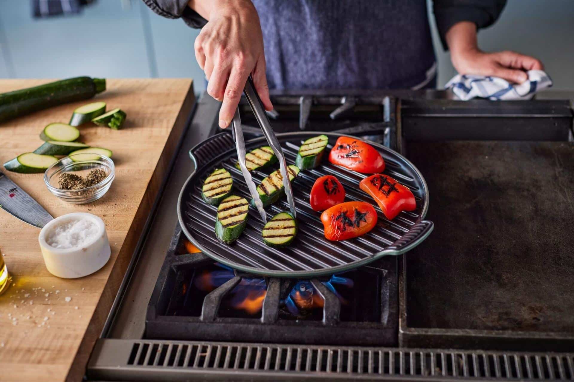 The Benefits of Cooking with a Grill Pan